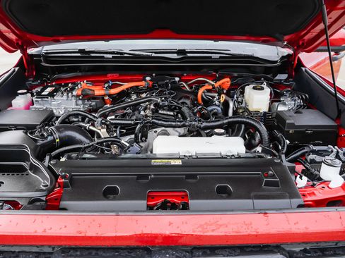 Used 2025 Toyota Tacoma TRD Off-Road image 14