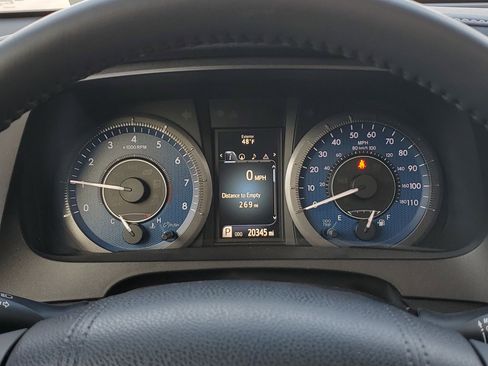 Certified 2017 Toyota Sienna XLE image 23