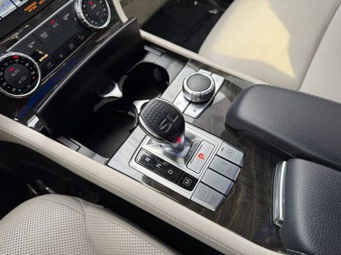 Used 2017 Mercedes-Benz SL 450 image 26