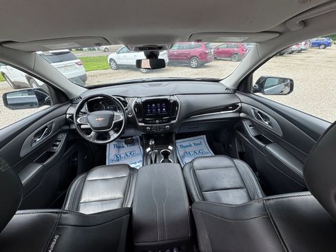 Used 2020 Chevrolet Traverse LT w/ LT Premium Package AWD/4WD image 21