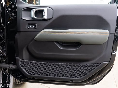 New 2026 Jeep Gladiator Mojave AWD/4WD image 29