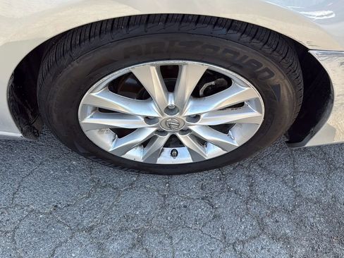 Used 2011 Lexus ES 350 FWD image 33