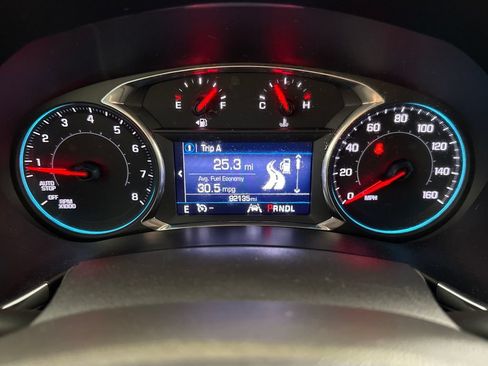 Used 2020 Chevrolet Equinox LT FWD image 15