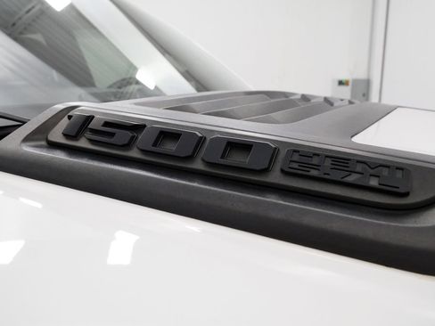 Used 2019 RAM 1500 Sport w/ Level 2 Equipment Group AWD/4WD image 10