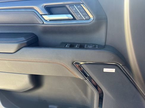 Used 2024 GMC Sierra 2500 AT4 w/ AT4 Premium Plus Package AWD/4WD image 20
