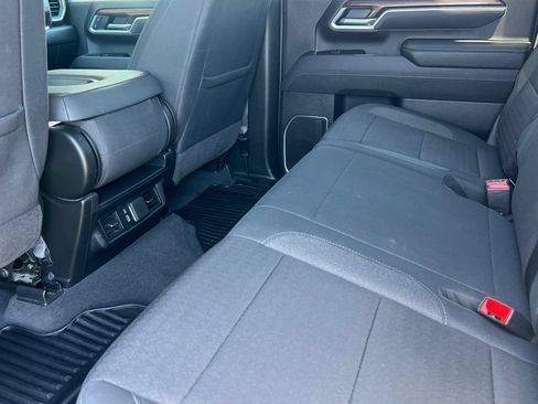 Used 2025 Chevrolet Silverado 3500 LT w/ Safety Package AWD/4WD image 12