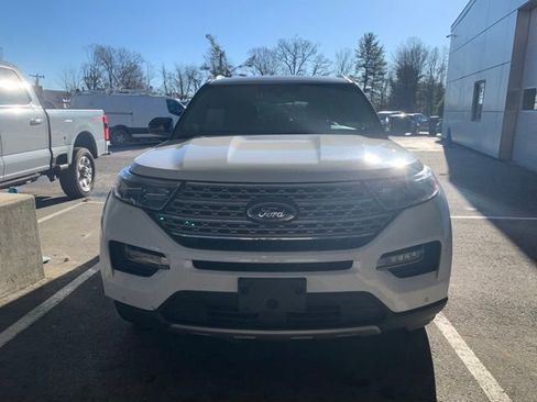 Used 2024 Ford Explorer Limited image 6