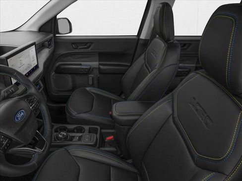 New 2026 Ford Maverick Lobo image 6