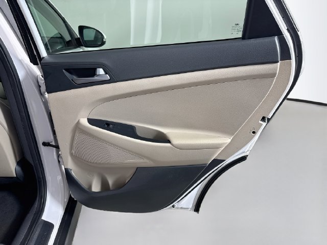 Used 2016 Hyundai Tucson Sport AWD/4WD image 27