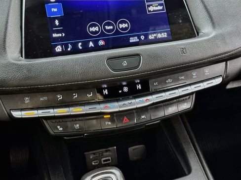Used 2019 Cadillac XT4 Premium Luxury AWD/4WD image 20