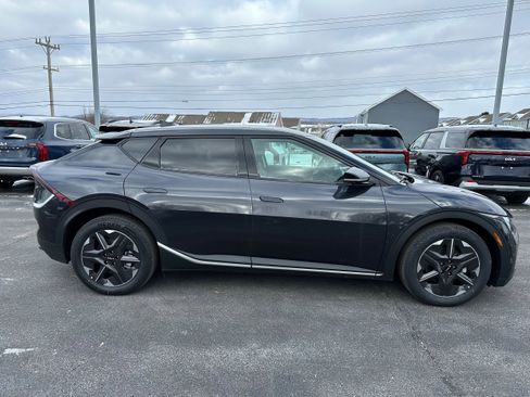 New 2025 Kia EV6 Light image 4
