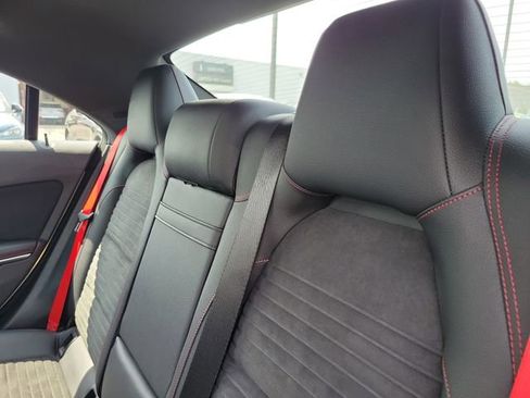 Used 2015 Mercedes-Benz CLA 250 4MATIC image 28