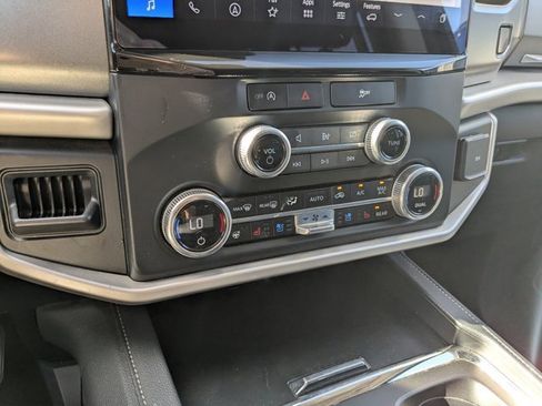 Certified 2024 Ford Expedition Max XLT image 20