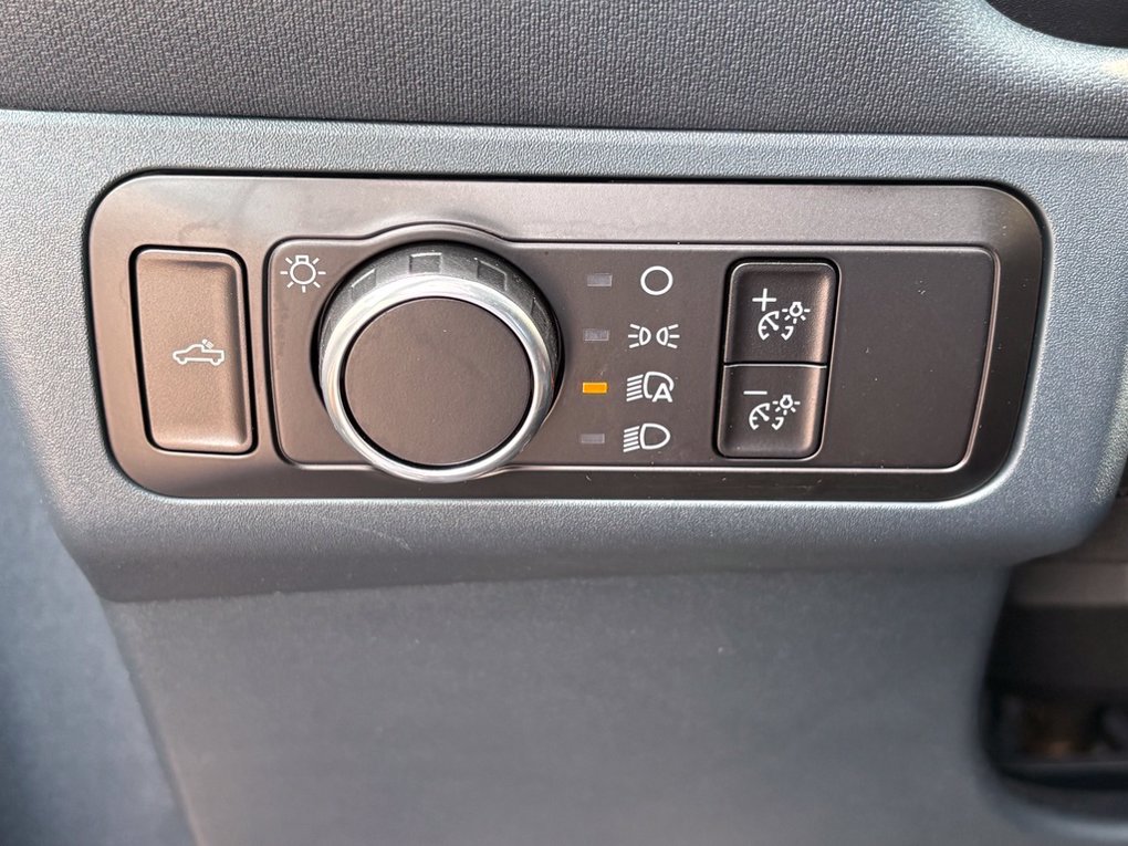 Used 2023 Ford Maverick Lariat w/ Equipment Group 500A Standard AWD/4WD image 45