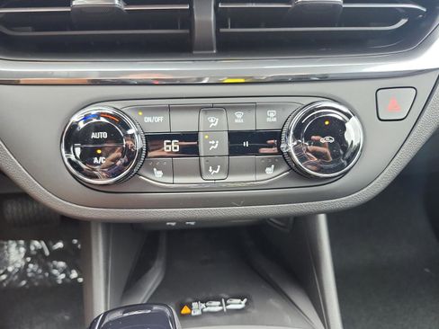 New 2026 Buick Envista Preferred image 15