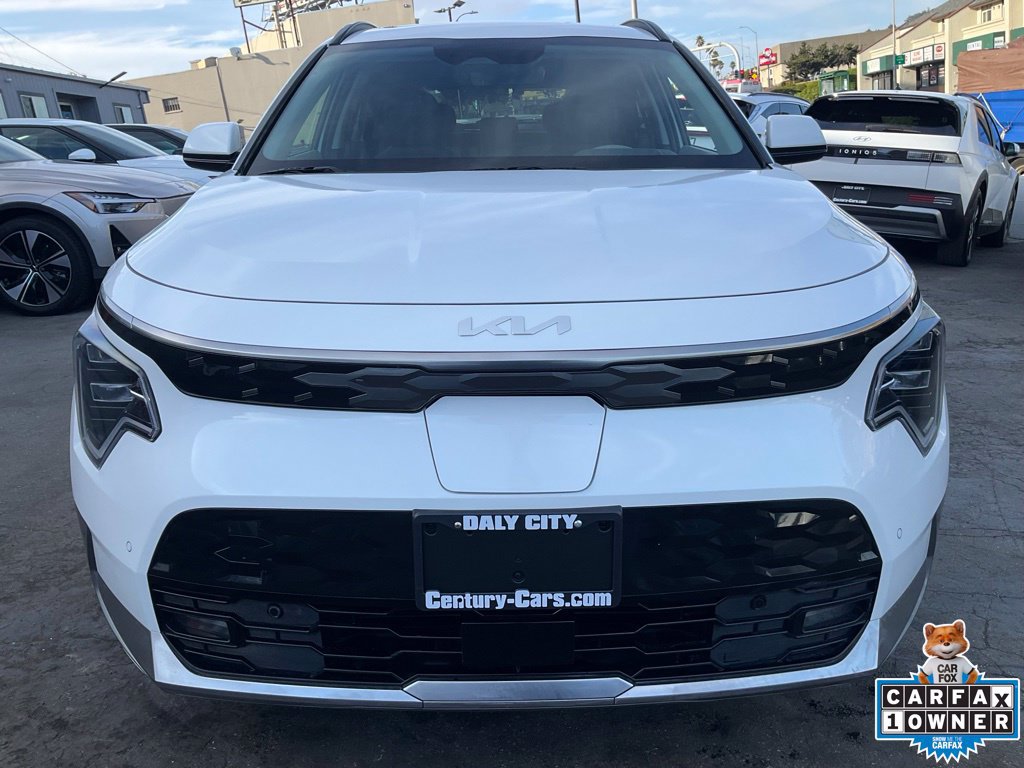 Used 2025 Kia Niro Wave w/ Wave Preserve Package FWD image 2