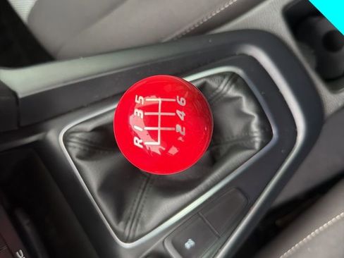 Used 2015 Ford Focus ST image 21