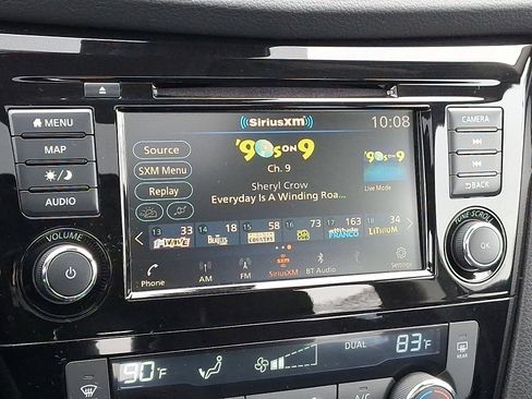 Used 2022 Nissan Rogue Sport SL w/ Premium Package image 15