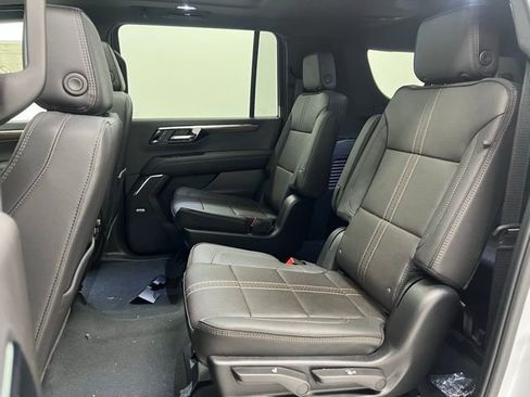 New 2026 Chevrolet Suburban High Country AWD/4WD image 13