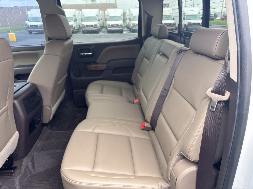 Used 2018 GMC Sierra 1500 SLT AWD/4WD image 26