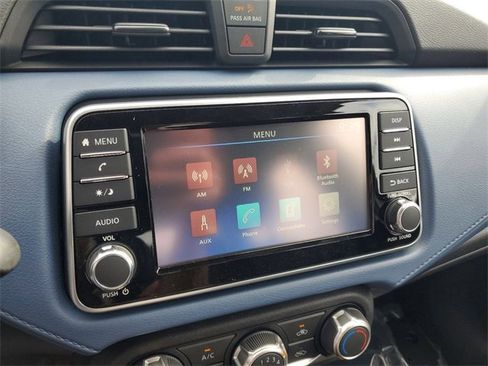 New 2025 Nissan Versa SV image 15