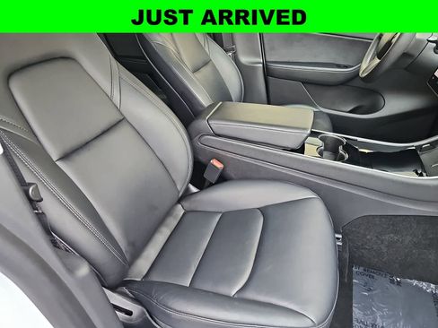 Used 2021 Tesla Model Y Long Range AWD/4WD image 17