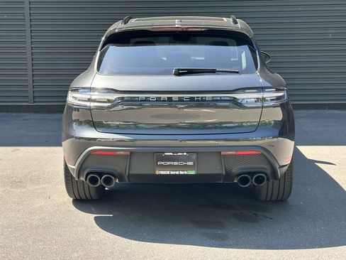 Certified 2026 Porsche Macan AWD/4WD image 4