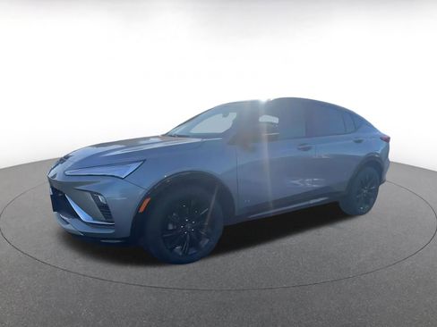 Used 2025 Buick Envista Sport Touring image 8