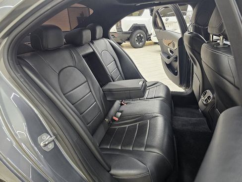 Used 2018 Mercedes-Benz C 300 Sedan w/ Premium Package image 23