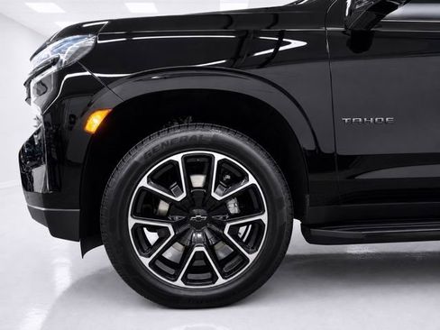 Used 2023 Chevrolet Tahoe RST w/ Luxury Package AWD/4WD image 9