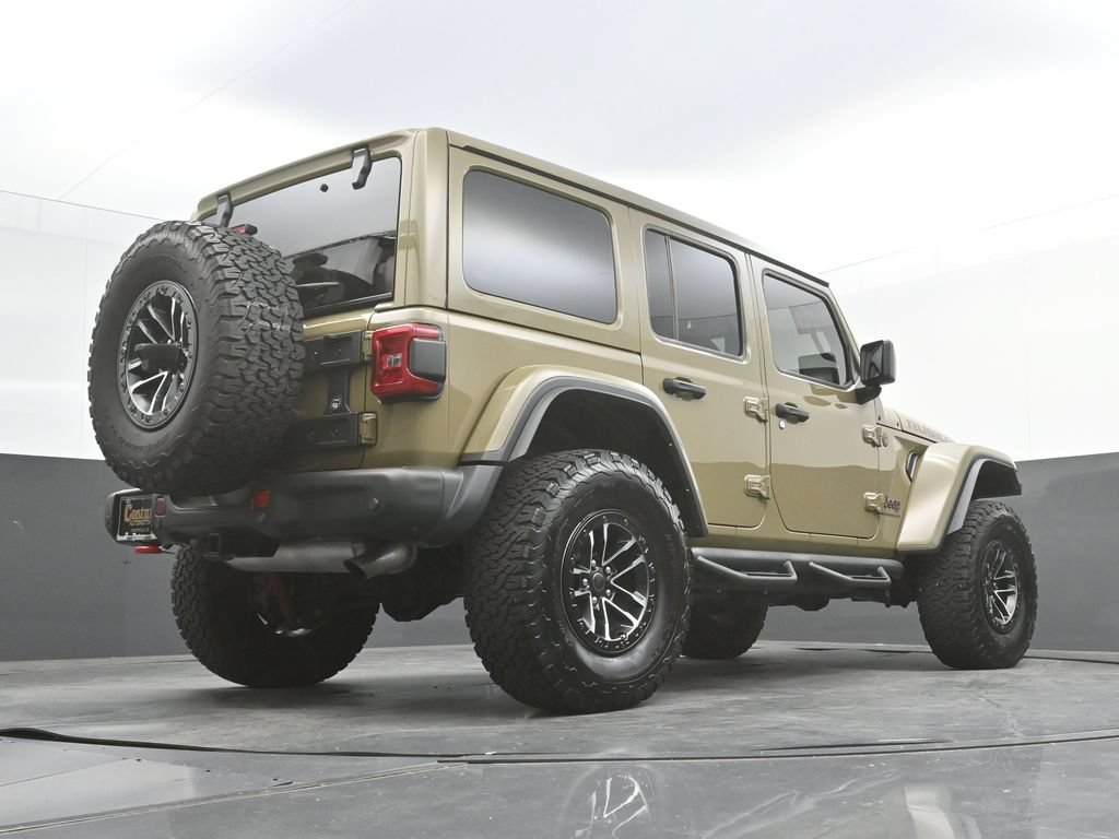 Used 2025 Jeep Wrangler Unlimited Rubicon AWD/4WD image 48