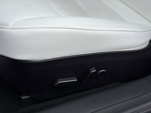 Used 2022 Tesla Model 3 Long Range image 6