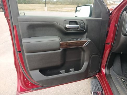 Used 2021 GMC Sierra 1500 SLT image 30