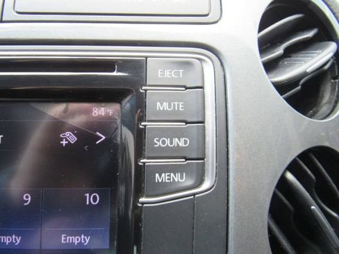 Used 2017 Volkswagen Tiguan Wolfsburg Edition image 43