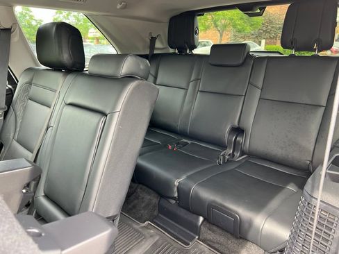 Used 2023 Toyota Sequoia SR5 w/ SR5 Premium Package AWD/4WD image 32