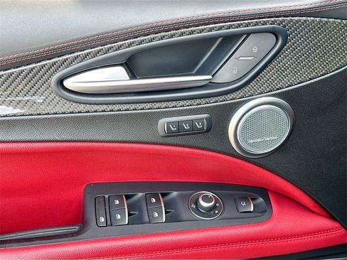 Used 2018 Alfa Romeo Stelvio Quadrifoglio w/ Driver Assist Dynamic Package image 17