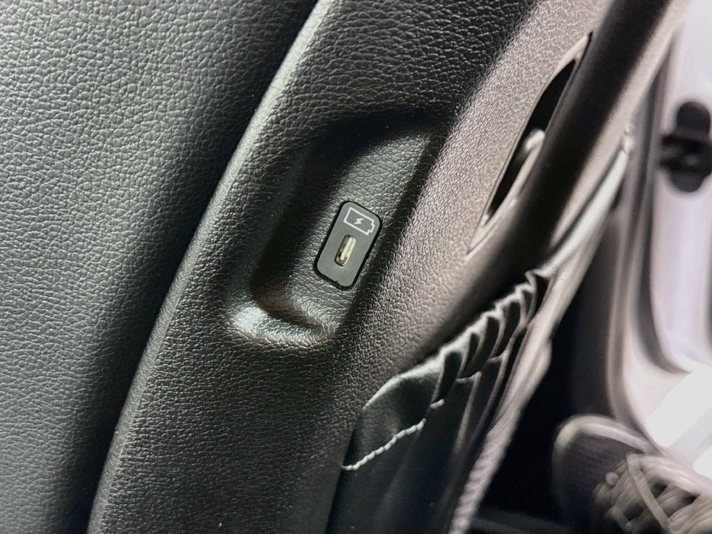 Used 2024 Kia Telluride EX FWD image 43