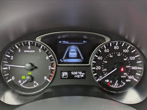 Used 2013 Nissan Altima 2.5 SL w/ Technology Pkg FWD image 23
