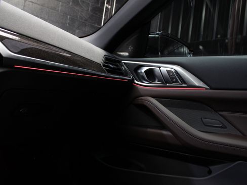 Used 2024 BMW M440i Convertible RWD image 57
