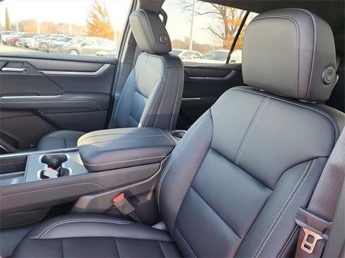 New 2026 GMC Acadia Elevation w/ Super Cruise Package FWD image 13