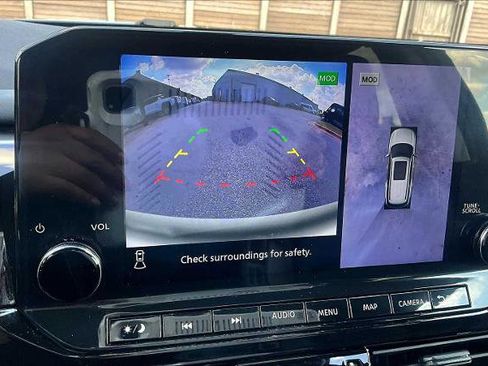 Certified 2023 Nissan Pathfinder SL image 25