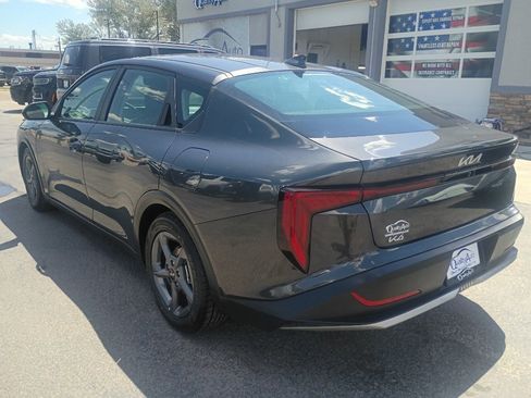 Used 2025 Kia K4 FWD image 8