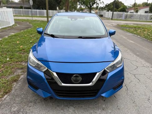Used 2021 Nissan Versa SV image 5