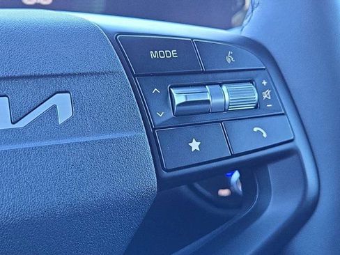 New 2026 Kia Sportage LX FWD image 19