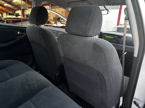 Used 2006 Toyota Corolla S image 30