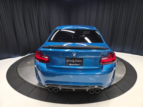 Used 2017 BMW M2 image 9