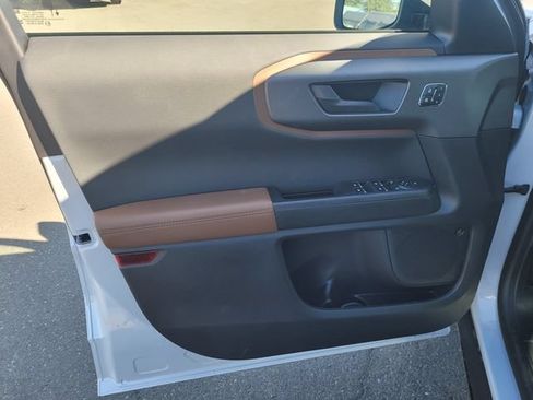 New 2026 Ford Bronco Sport Outer Banks w/ Outer Banks Tech Package+ AWD/4WD image 8