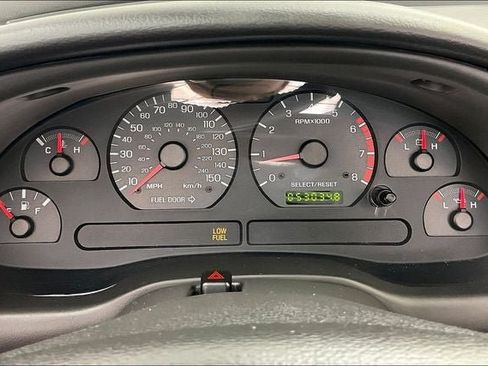 Used 2004 Ford Mustang GT RWD image 24