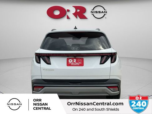 Used 2025 Hyundai Tucson SEL FWD image 6