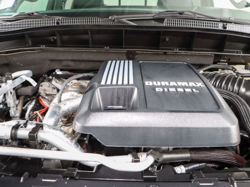 Used 2023 GMC Sierra 1500 AT4 w/ AT4 Preferred Package image 34